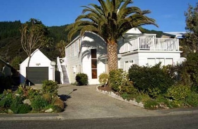 La Casa Blanca - Tata Beach