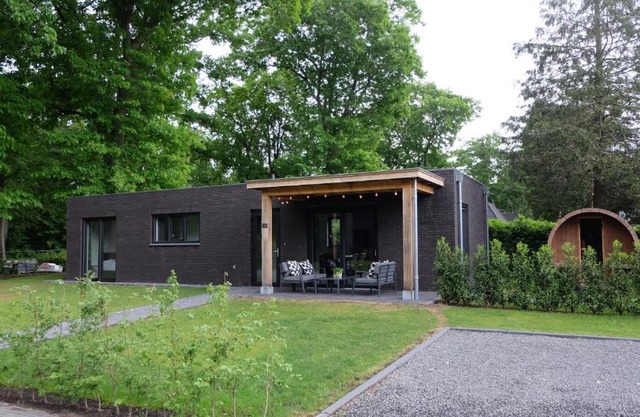 The White Oak - Luxe 4 persoons bungalow met prive sauna
