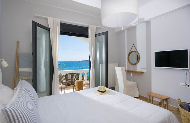 El chapoteo blanco. Un apartamento junto al mar, planta baja, boho con impresionantes vistas.
