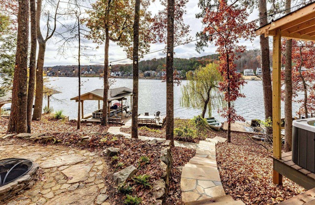 Last-Minute Summer Escape! 15% Off August!