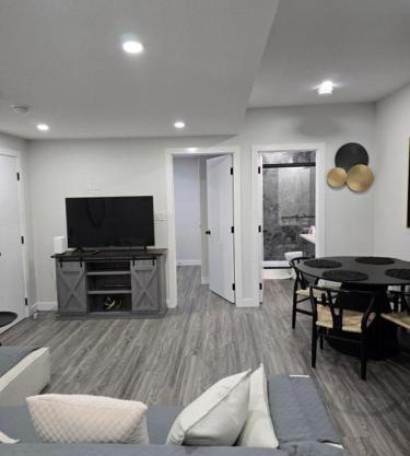 The Willow Nest lower suite