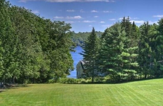 The Willows/Damariscotta Lake