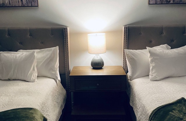 The Woods Suite #302 Free Arcade, Movie Theater, Patio Area, Playground and more