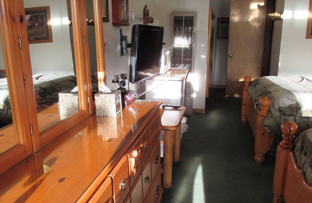 The Woodsman Country Lodge