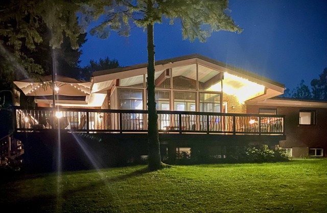 The Wraight Escape Cottage - A family Oasis