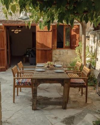 The Yard Traditional Residence