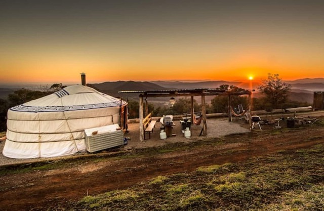 The Yurt Alpine Retreat - Green Yurt