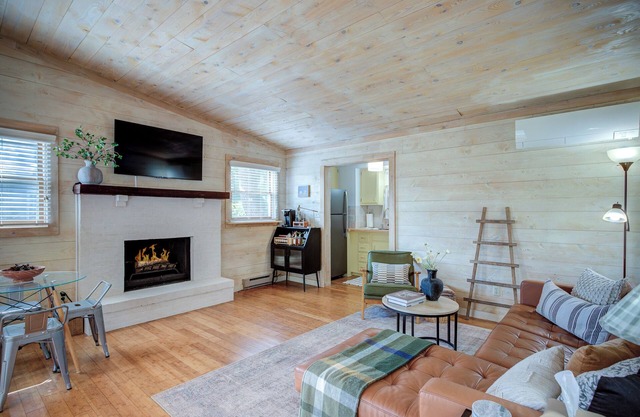 The Zen Den a peaceful cottage with mountain views in gorgeous Banner Elk