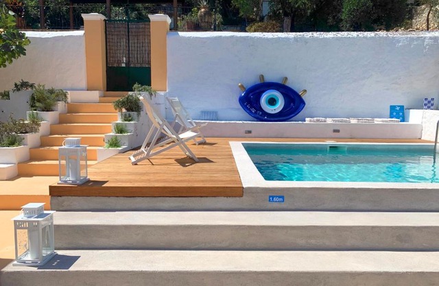 Theano Cottage