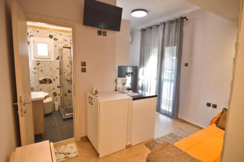 Theo Studio Lake View Escape