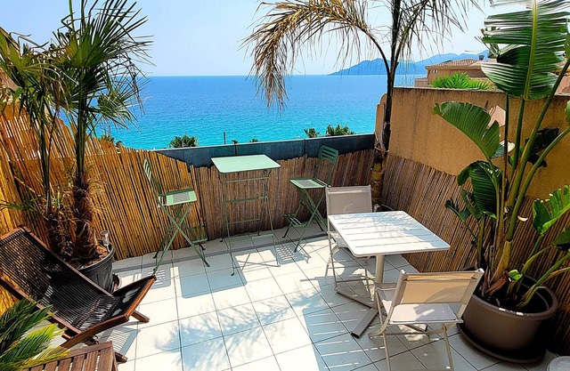 🌴 Theo’z Roof Top – Vista al Mar & Terrazas en Cannes