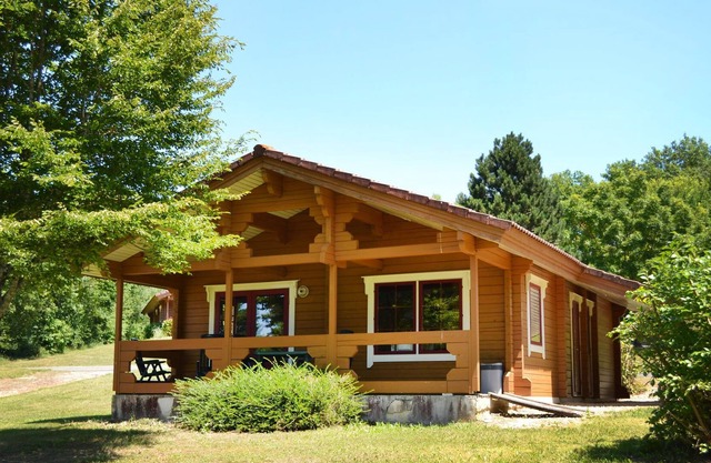 Alojamiento de 2 habitaciones en Mauroux