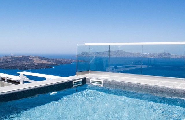 Thireas Hotel