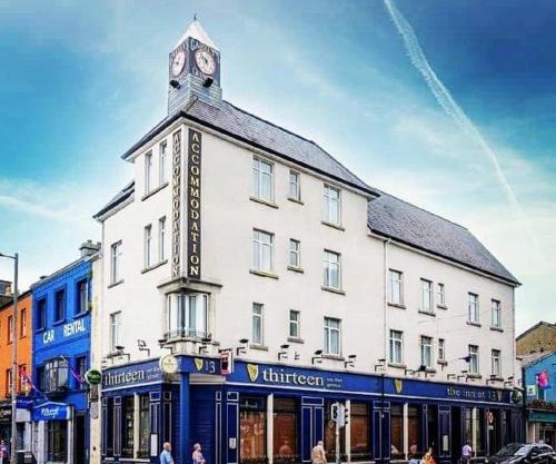 Thirteen On The Green - Eyre Square