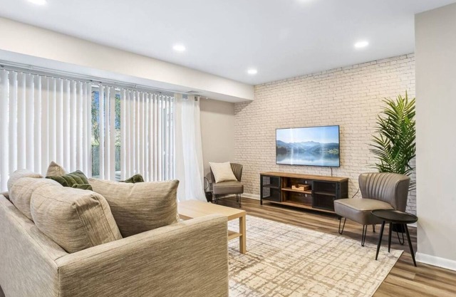 This apartment is a 1 bedroom(s), 1 bathrooms, located in Hampton, VA.