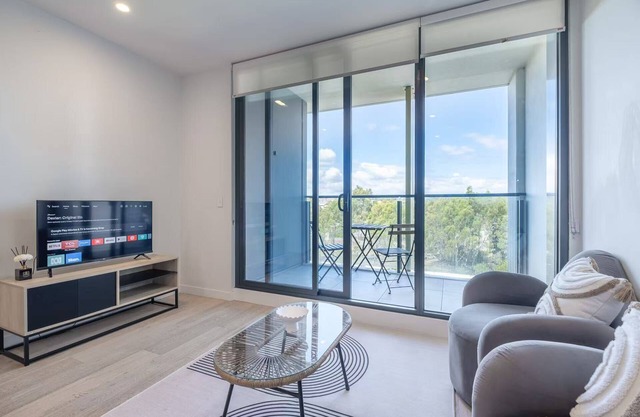 This apartment is a 2 bedroom(s), 2 bathrooms, located in Parkville, VIC.