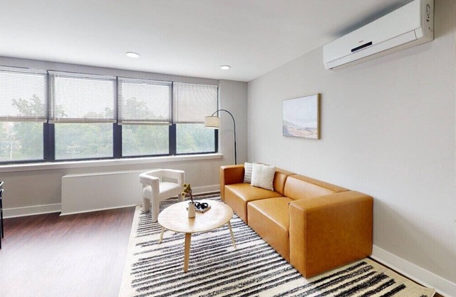 This apartment is a 2 bedroom(s), 1 bathrooms, located in Philadelphia, PA.