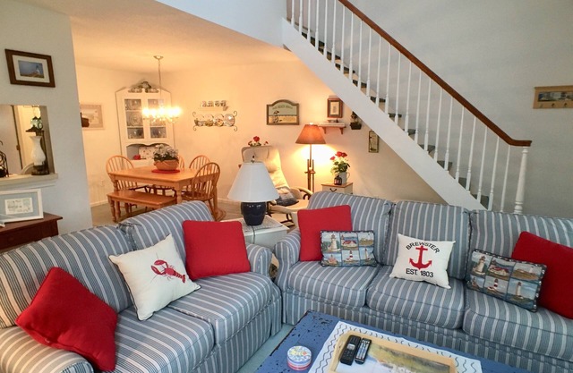 Ocean Edge Townhouse, Straight Staircase, A/C , Golf and Pool (fees apply) - BI0685