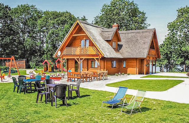Alojamiento de 4 habitaciones en Kolczewo