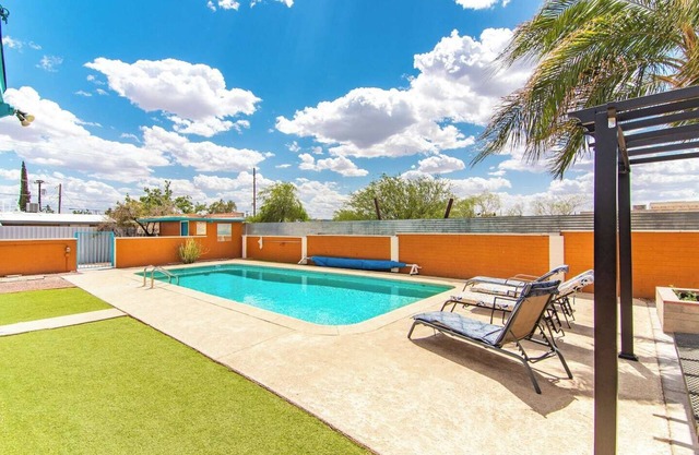 3 Bedroom Casita in Central Tucson