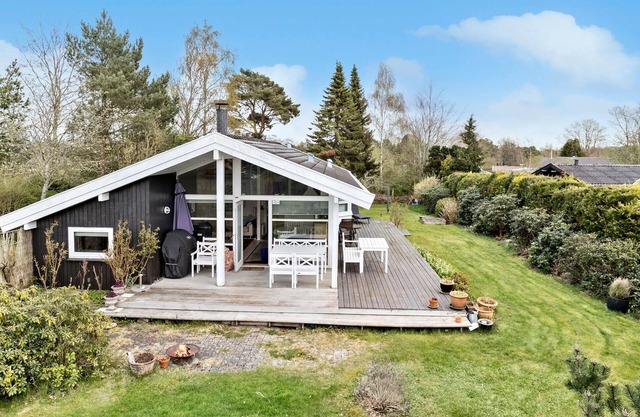 This cozy Danish vacation home offers you pure relaxation.