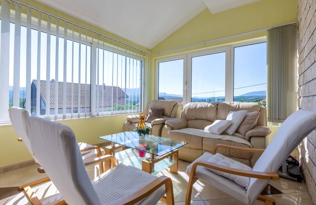 Alojamiento de 3 habitaciones en Bajagic