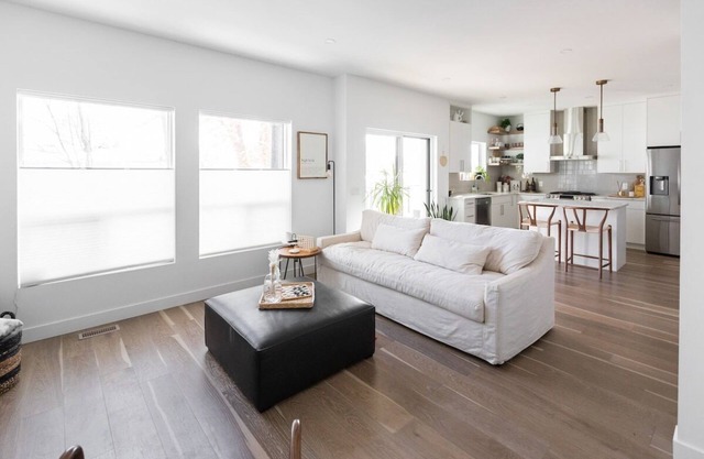 This house is a 2 bedroom(s), 2.5 bathrooms, located in Kelowna, BC.