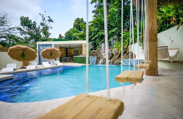 ¡Esto es Bali en Puerto Rico! Una villa completamente privada 5R+6BR con piscina