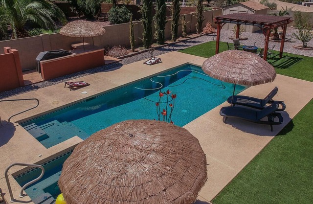 ¡¡¡ESTO ES DE LO QUE HABLO!!! 3 HABITACIONES, 2 BAÑOS, PISCINA PRIVADA CON CALEFACCIÓN, tarifa adicional