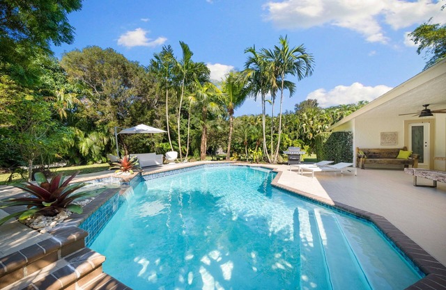 THIS IS YOUR SANCTUARY/ HEATED POOL
