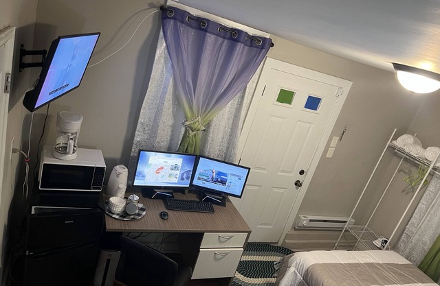 This's private room in Irvington 8 to 10 minutes to Newark air port