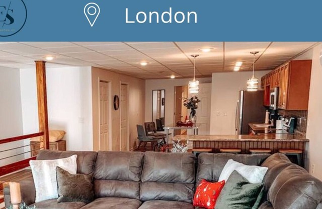 This serviced apartment is a 1 bedroom(s), 1 bathrooms, located in London, KY.