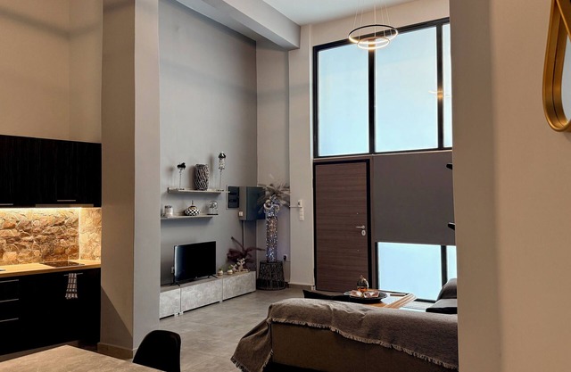Thissio Luxury Apartment