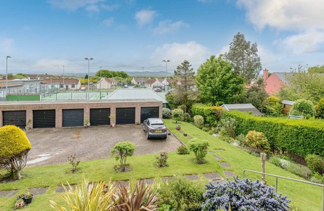 Thistle Apartment Perfect for Golfers and Couples