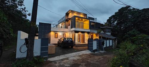 THL HOME STAY