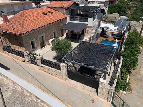 Thrapsano House with private pool by Hospi