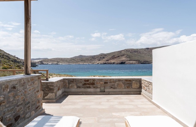 KALLOS FOUR- PLAYA DE VAGIA