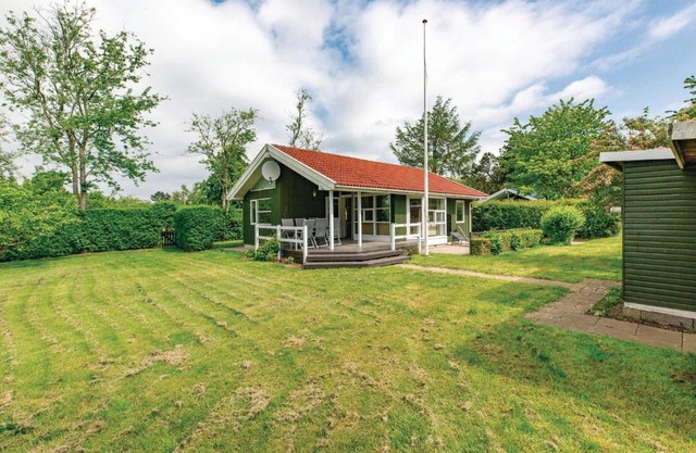 Three-Bedroom Holiday Home In Follenslev
