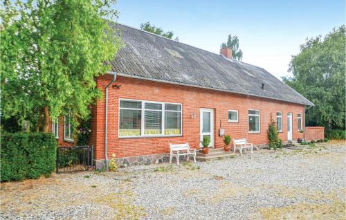Three-Bedroom Holiday Home In Sakskobing