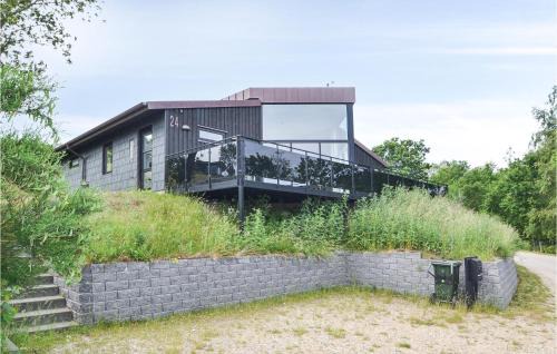 Three-Bedroom Holiday Home In Glesborg