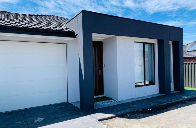 Three bedroom home in Wallan with Mountain view