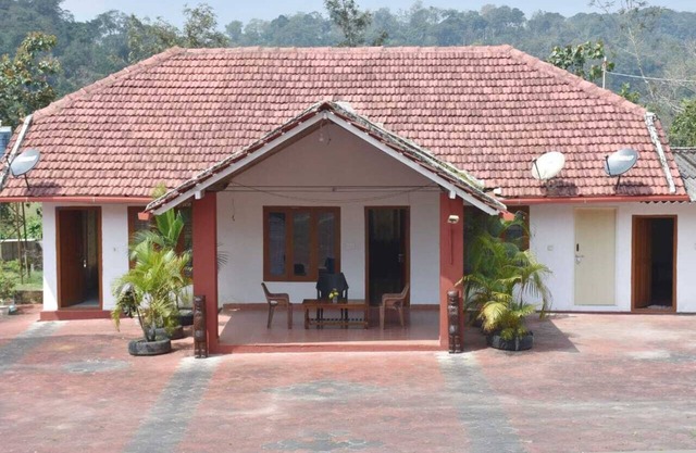Three bedroom vintage House