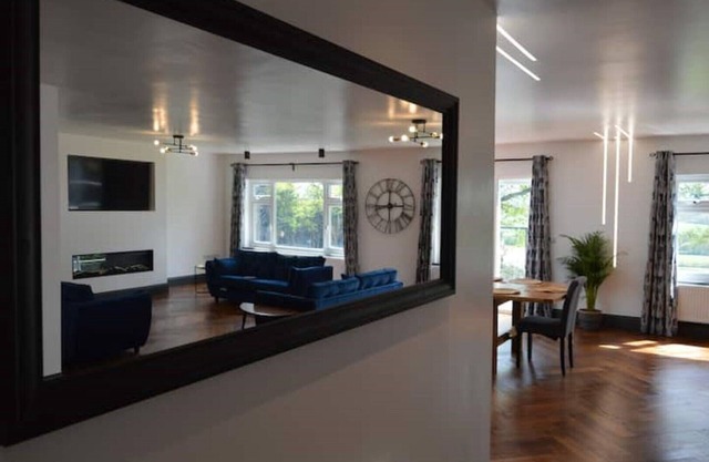 Three Oaks, Winkleigh. open Plan Living With 4 Bedrooms and a Huge Garden