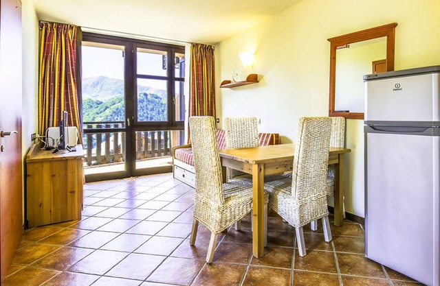Three-room apartment on the slopes