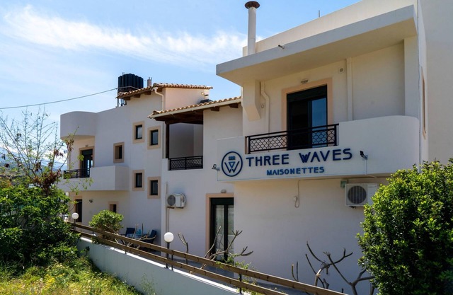Three Waves Maisonettes Elena