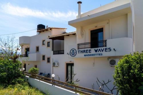 Three Waves Maisonettes Manoussos