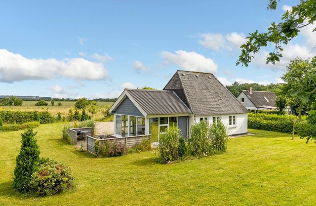 "Thrine" - 24km from the sea by Interhome