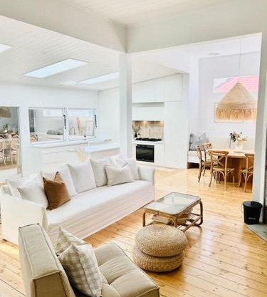 Thunder St Cottage Light Bright Home