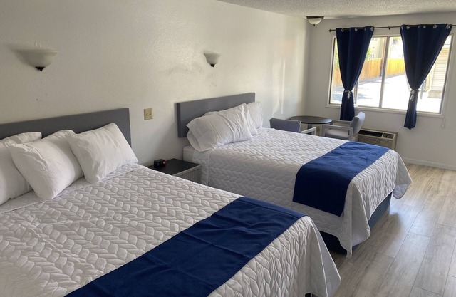 Thunderbird Motel