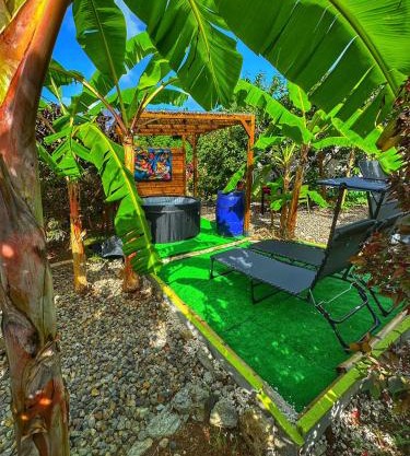 Ti Ben - Jacuzzi Privatif Jardin Tropical - Le Robert